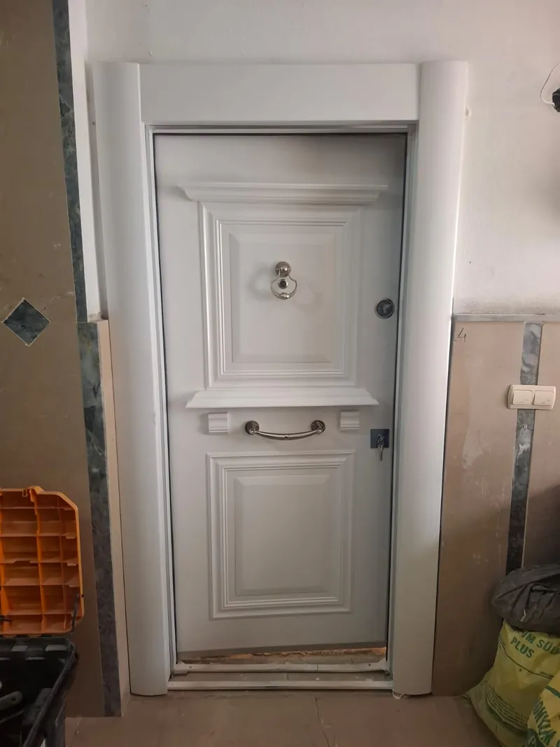 Çelik kapı montajı