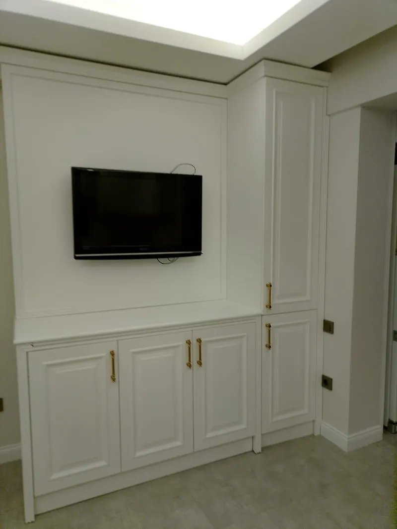 TV ünitesi ve duvar paneli
